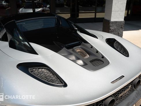 Used 2025 McLaren Artura Spider RWD image 16