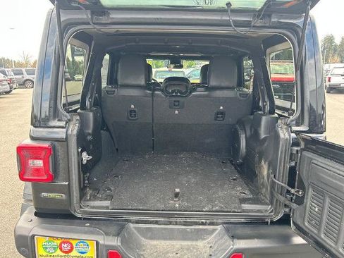 Used 2022 Jeep Wrangler Unlimited Rubicon w/ Steel Bumper Group image 34