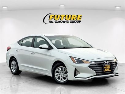 Used 2020 Hyundai Elantra SE w/ Cargo Package (C1)