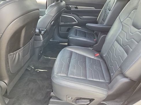 Used 2023 Kia Telluride SX Prestige X-Line image 13
