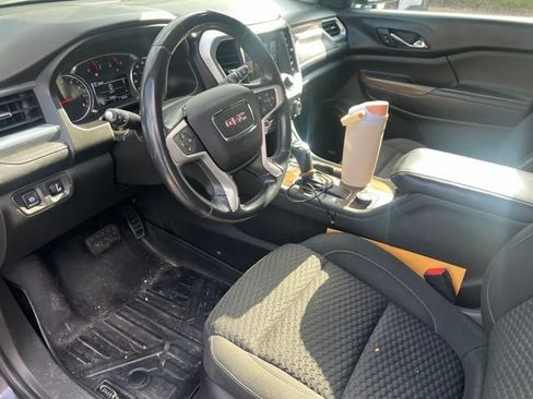 Used 2018 GMC Acadia SLE w/ Driver Alert Package I FWD image 8