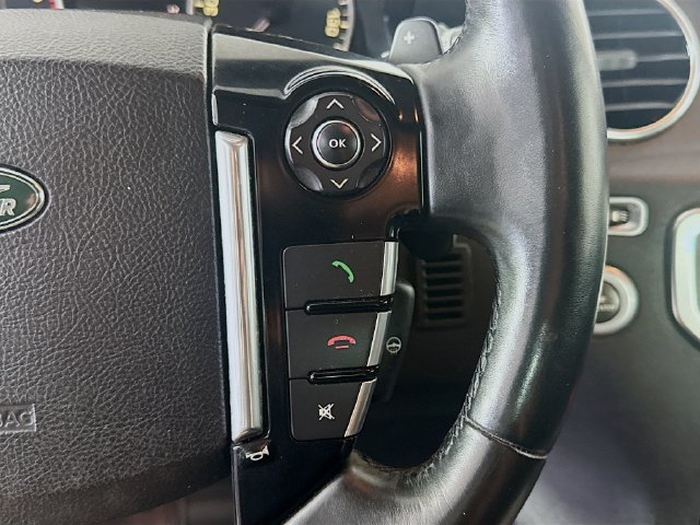 Used 2016 Land Rover LR4 HSE AWD/4WD image 14