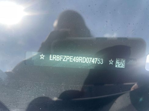 Used 2024 Buick Envision Sport Touring image 29