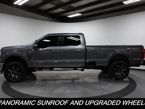 Used 2024 Ford F350 Lariat w/ Chrome Package image 5