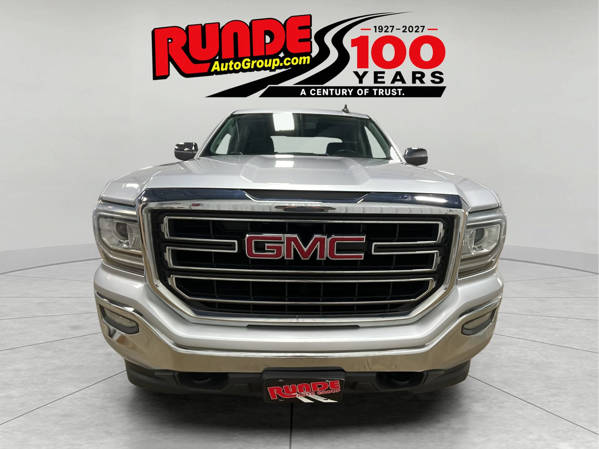 Used 2017 GMC Sierra 1500 SLE w/ SLE Value Package AWD/4WD image 8