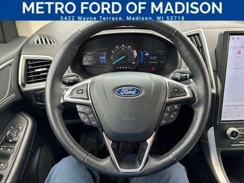 Used 2024 Ford Edge SEL AWD/4WD image 25
