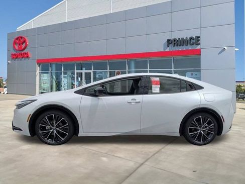 New 2025 Toyota Prius XLE FWD image 13