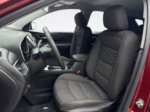 Used 2018 Chevrolet Equinox LT image 11