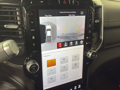 Used 2022 RAM 2500 Laramie image 13