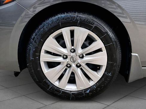 Certified 2025 Nissan Sentra S image 9