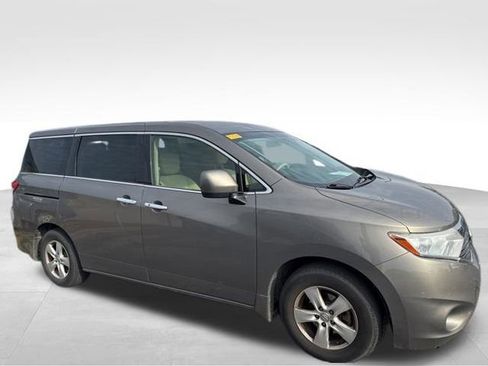 Used 2015 Nissan Quest SV image 1