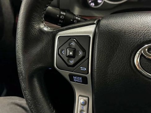 Used 2014 Toyota Tundra Limited w/ Limited Premium Package AWD/4WD image 28