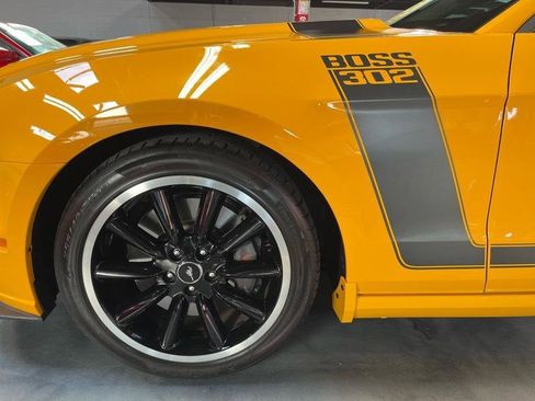 Used 2013 Ford Mustang Boss 302 w/ Boss 302 Accessory Pkg RWD image 20