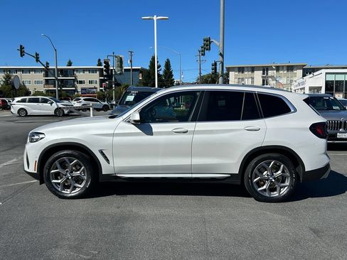 Used 2023 BMW X3 xDrive30i w/ Premium Package AWD/4WD image 2
