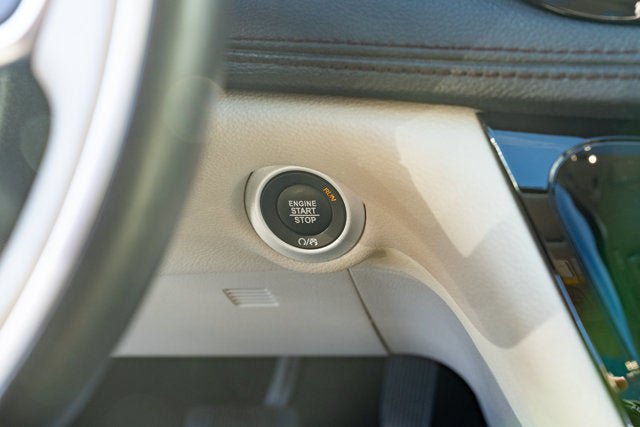 Used 2020 Chrysler Pacifica Limited FWD image 22