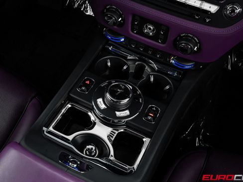 Used 2016 Rolls-Royce Wraith RWD image 31