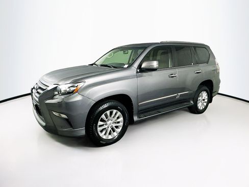 Used 2014 Lexus GX 460 w/ Premium Package image 4