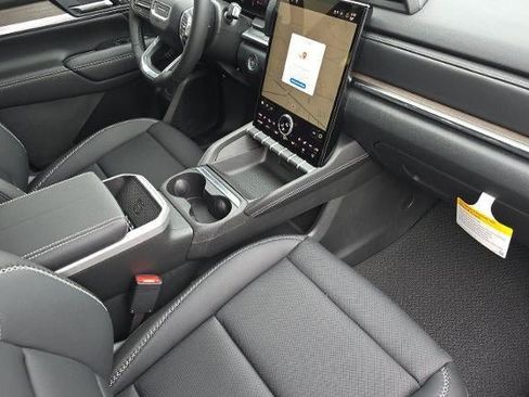 New 2026 GMC Terrain Denali image 17