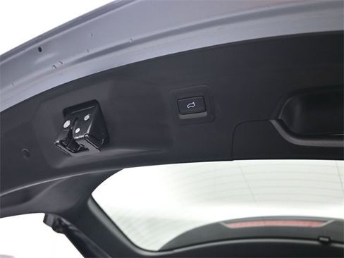 Certified 2023 MAZDA CX-9 Touring image 30