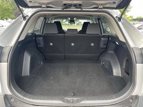 Used 2025 Toyota RAV4 XLE AWD/4WD image 22