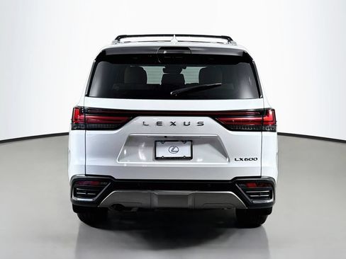 Used 2022 Lexus LX 600 4WD w/ Interior Upgrade Package image 6