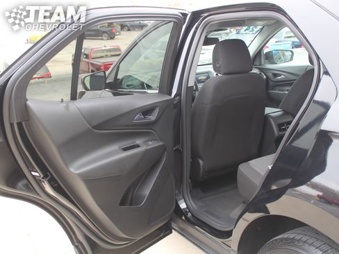 Used 2024 Chevrolet Equinox LT image 19