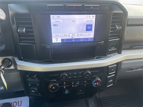 Used 2024 Ford F350 XLT w/ Snow Plow/Camper Package image 11