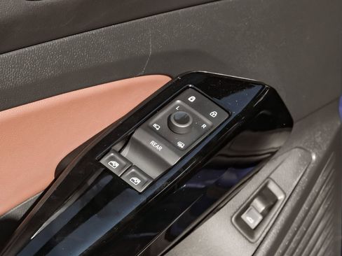 Used 2021 Volkswagen ID.4 Pro S image 44