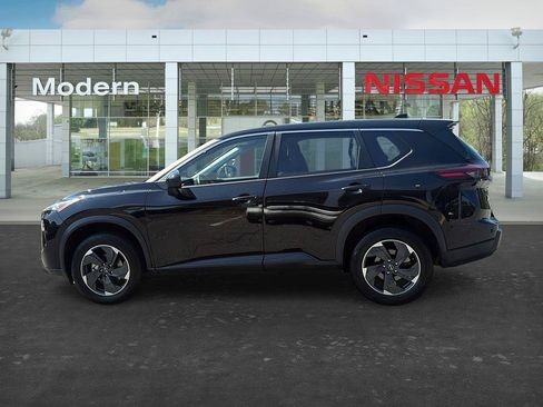 Certified 2025 Nissan Rogue SV AWD/4WD image 2