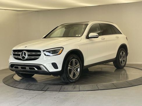 Used 2020 Mercedes-Benz GLC 300 4MATIC image 1