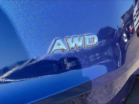 Used 2021 Nissan Rogue S image 9