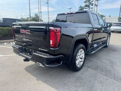 Used 2025 GMC Sierra 1500 Denali AWD/4WD image 6