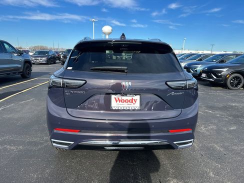 New 2026 Buick Envision Avenir image 9