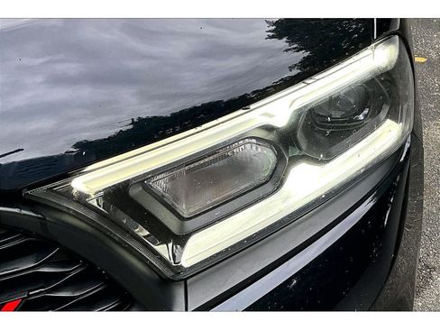 Used 2025 Dodge Durango GT AWD/4WD image 33