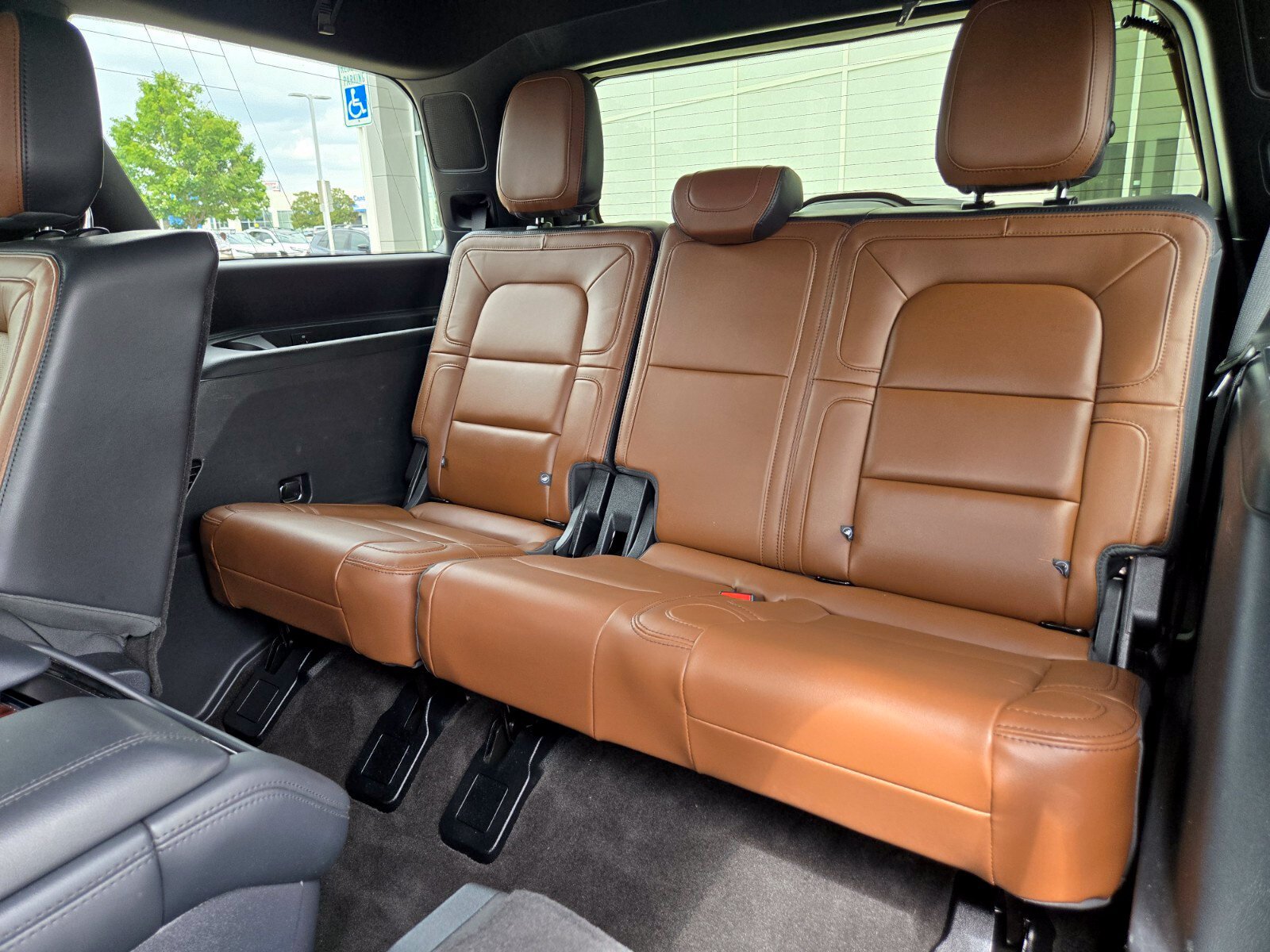 Used 2023 Lincoln Navigator Reserve AWD/4WD image 19