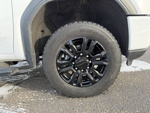 Used 2022 GMC Sierra 2500 Denali w/ Denali Ultimate Package image 20