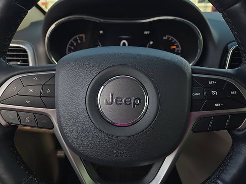 Used 2022 Jeep Grand Cherokee Limited RWD image 19