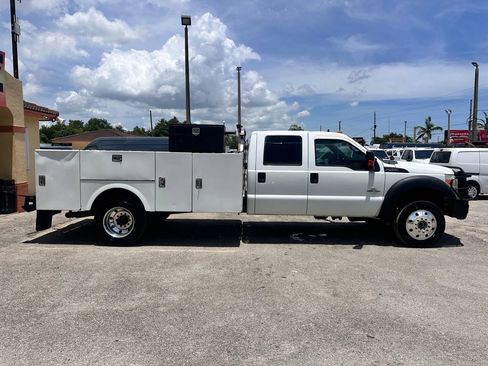 Used 2015 Ford F550 4x4 Crew Cab Super Duty image 6