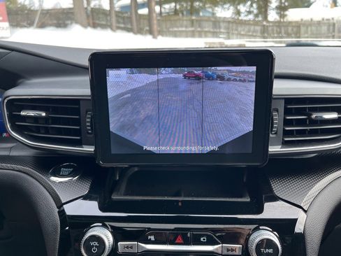 Used 2022 Ford Explorer ST w/ ST Street Pack image 28