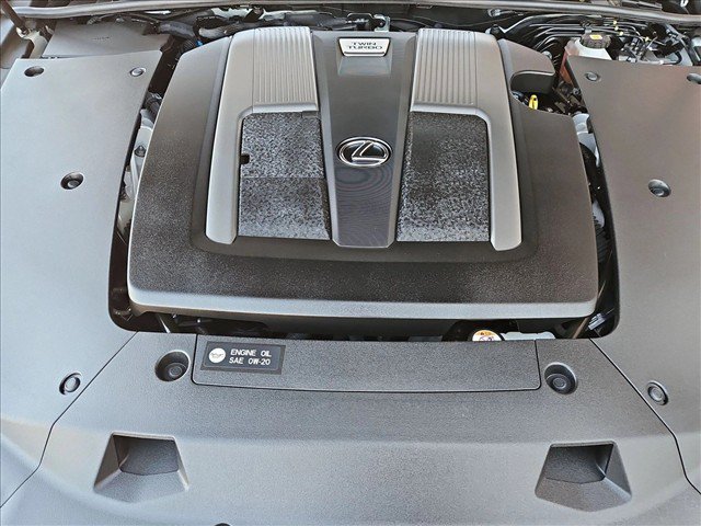 Used 2023 Lexus LS 500 w/ Accessory Package (Z1) RWD image 30