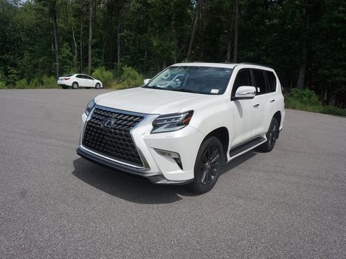 Used 2023 Lexus GX 460 Premium w/ Accessory Package AWD/4WD image 26