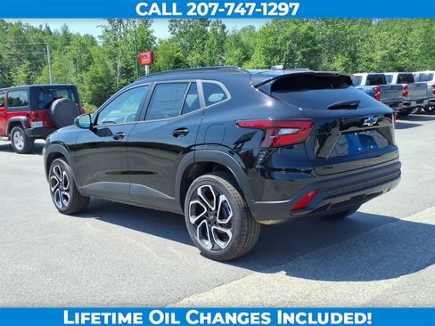 New 2026 Chevrolet Trax RS w/ Driver Confidence Package FWD image 7