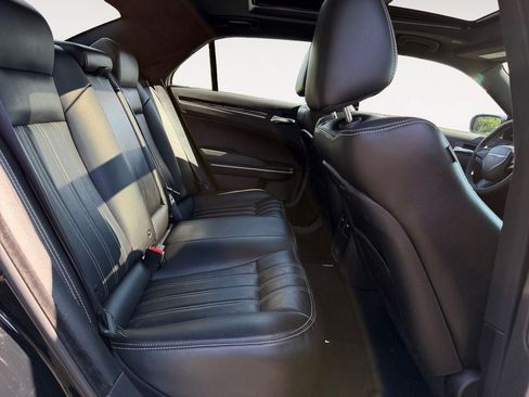 Used 2023 Chrysler 300 S RWD image 15
