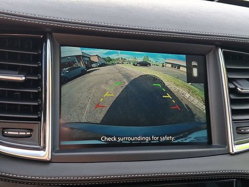 Used 2025 INFINITI QX50 Luxe AWD/4WD image 19