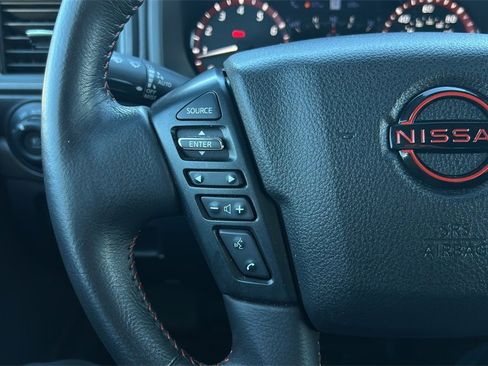 Used 2024 Nissan Titan PRO-4X w/ Pro-4x Convenience Package image 36