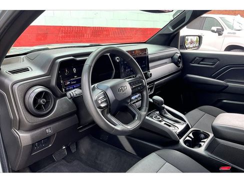 Used 2023 Chevrolet Colorado Trail Boss w/ Advanced Trailering Package AWD/4WD image 14