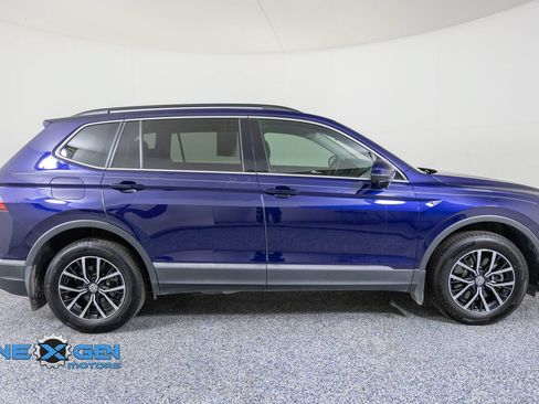 Used 2021 Volkswagen Tiguan SE FWD image 8