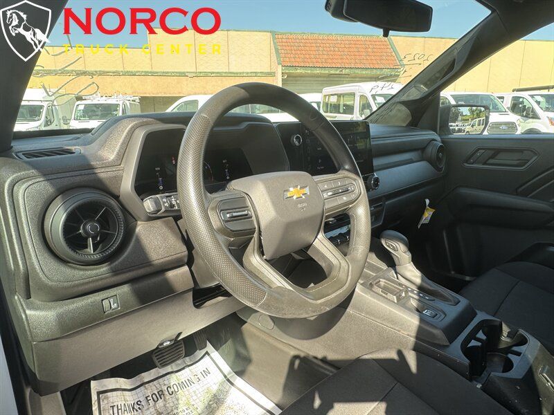 Used 2023 Chevrolet Colorado W/T RWD image 17