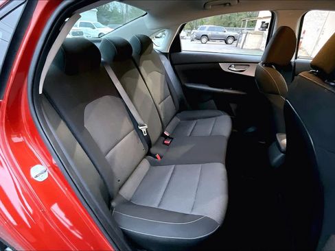 Used 2024 Kia Forte LXS image 17