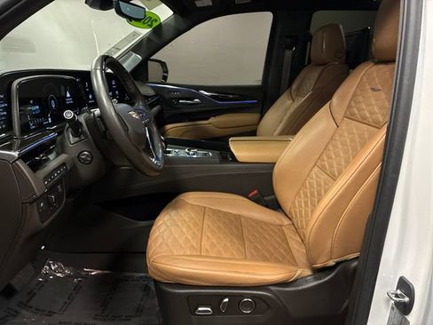 Certified 2023 Cadillac Escalade Sport w/ LPO, ONYX Package AWD/4WD image 11